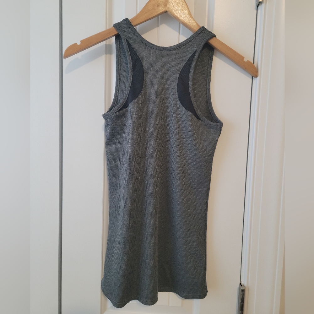 Women's Razorback Tank Top - Picture 3 of 6